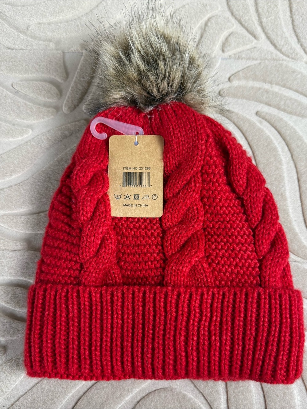 Classic Fashion Red Cable Knit Pom Pom Beanie with insulated lining